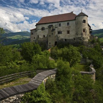 schloss-rodenegg